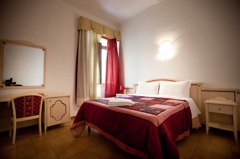 Trani B&T Rooms روما المظهر الخارجي الصورة