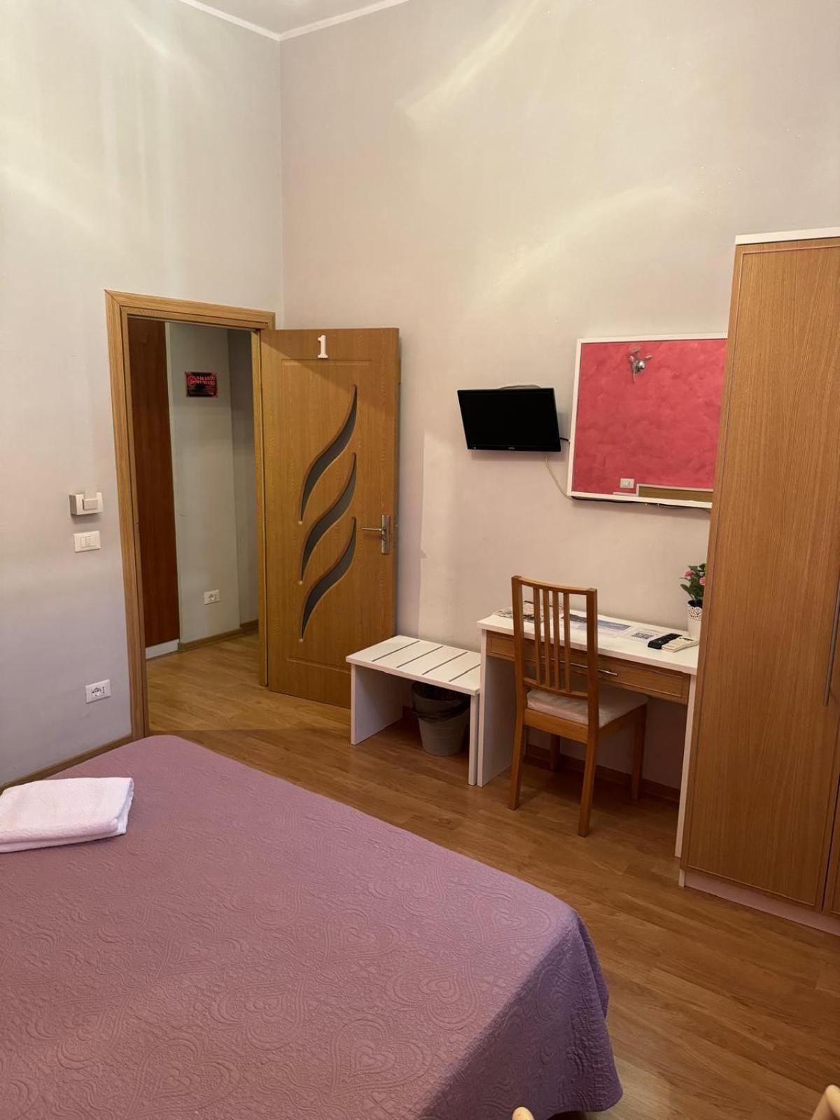 Trani B&T Rooms روما المظهر الخارجي الصورة