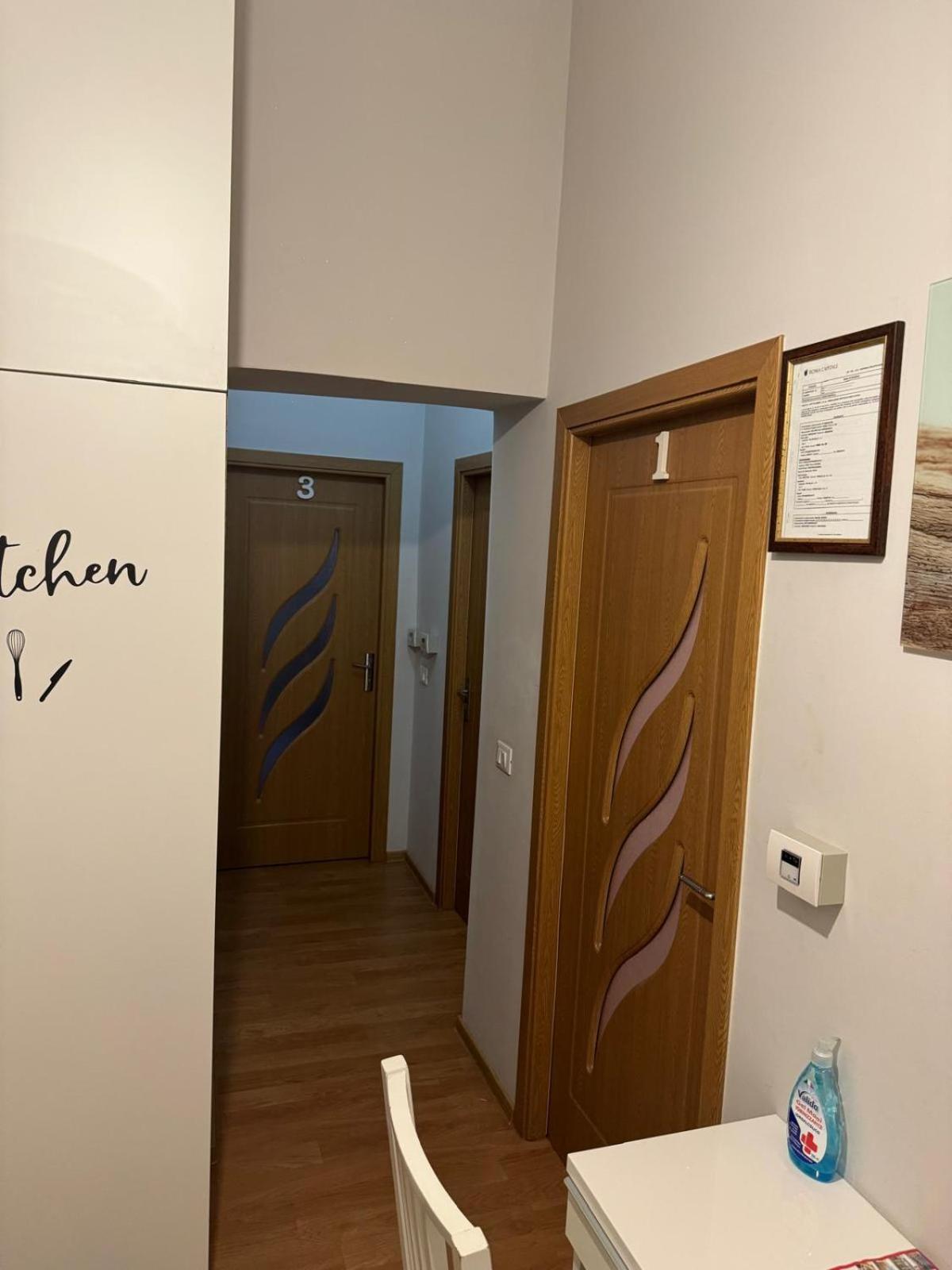 Trani B&T Rooms روما المظهر الخارجي الصورة