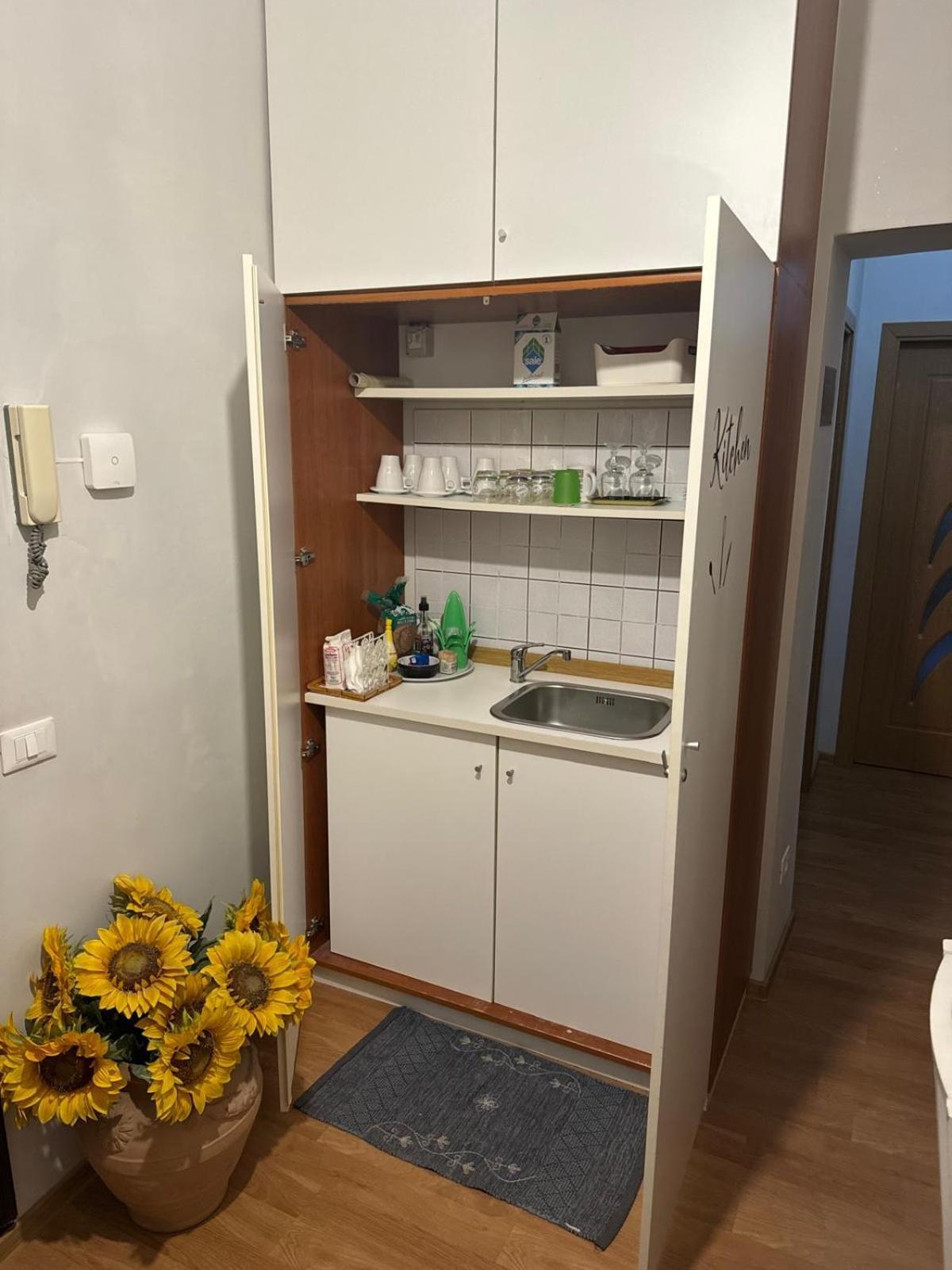 Trani B&T Rooms روما المظهر الخارجي الصورة
