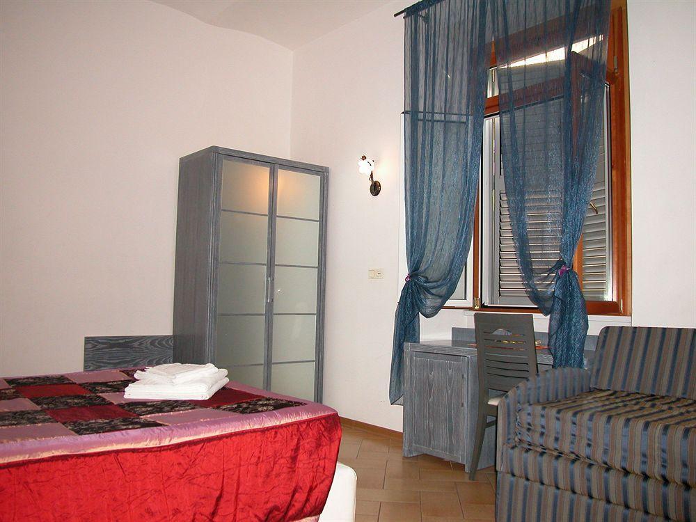 Trani B&T Rooms روما المظهر الخارجي الصورة