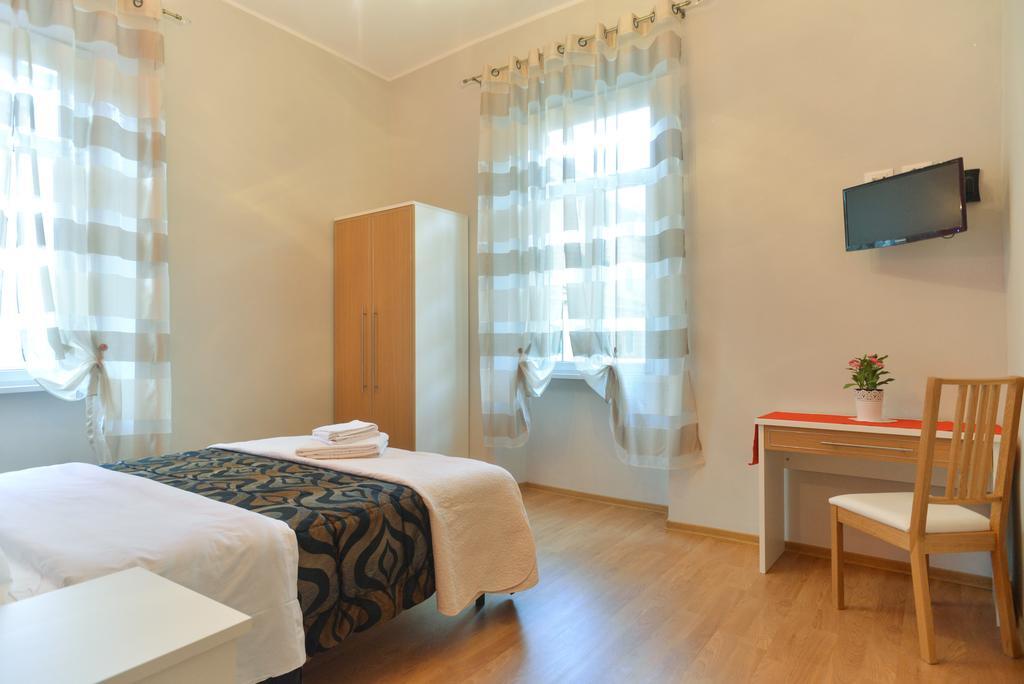 Trani B&T Rooms روما المظهر الخارجي الصورة