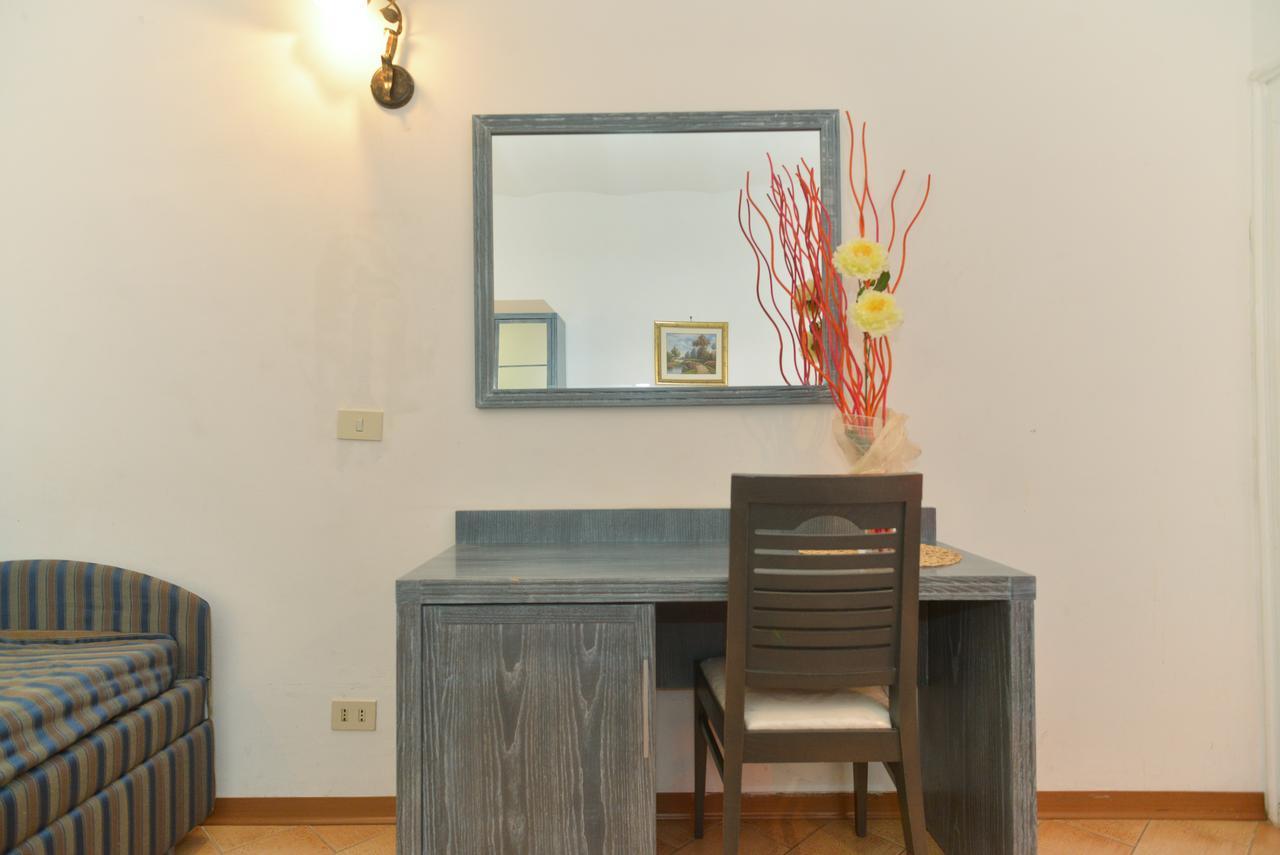 Trani B&T Rooms روما المظهر الخارجي الصورة