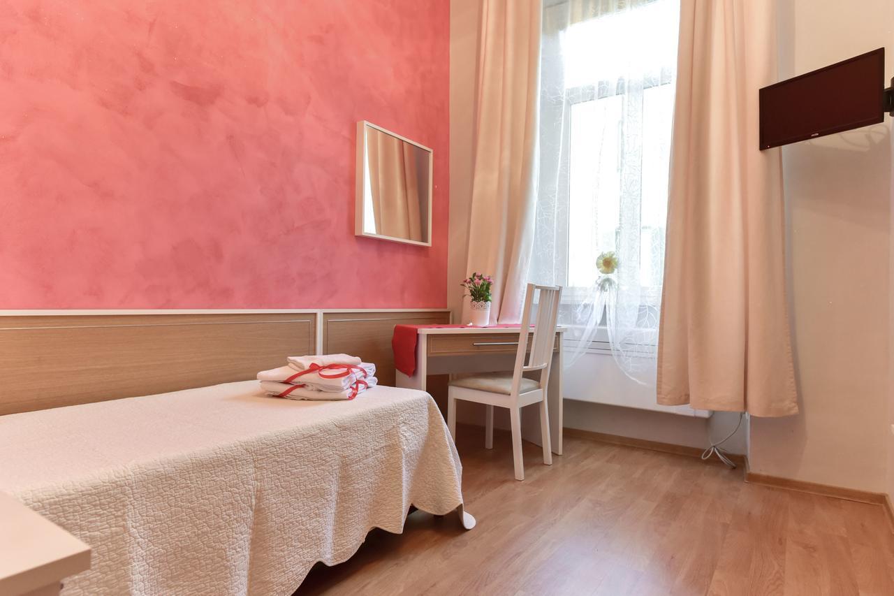 Trani B&T Rooms روما المظهر الخارجي الصورة